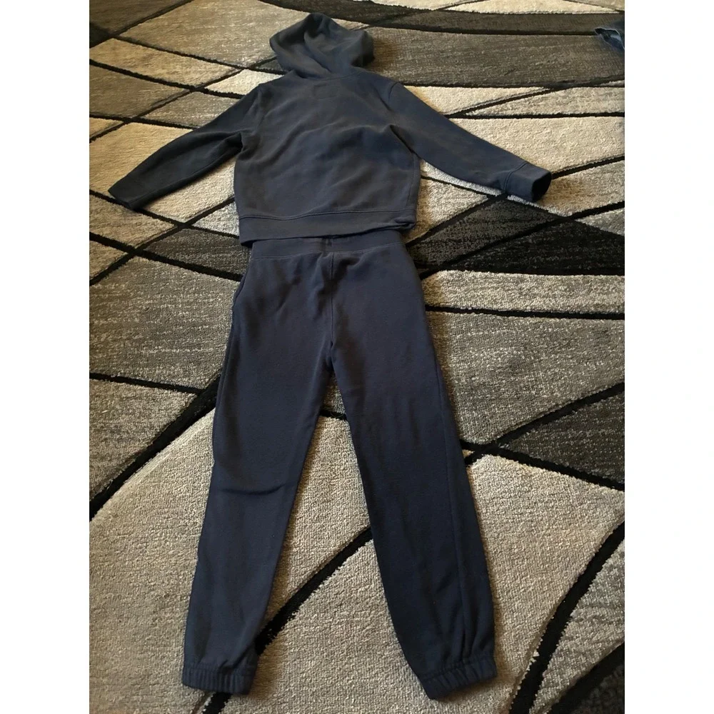 Old Navy Kids Navy Blue Fleece Zip Up Hoodie and Jogger Sweatpants Set 5T